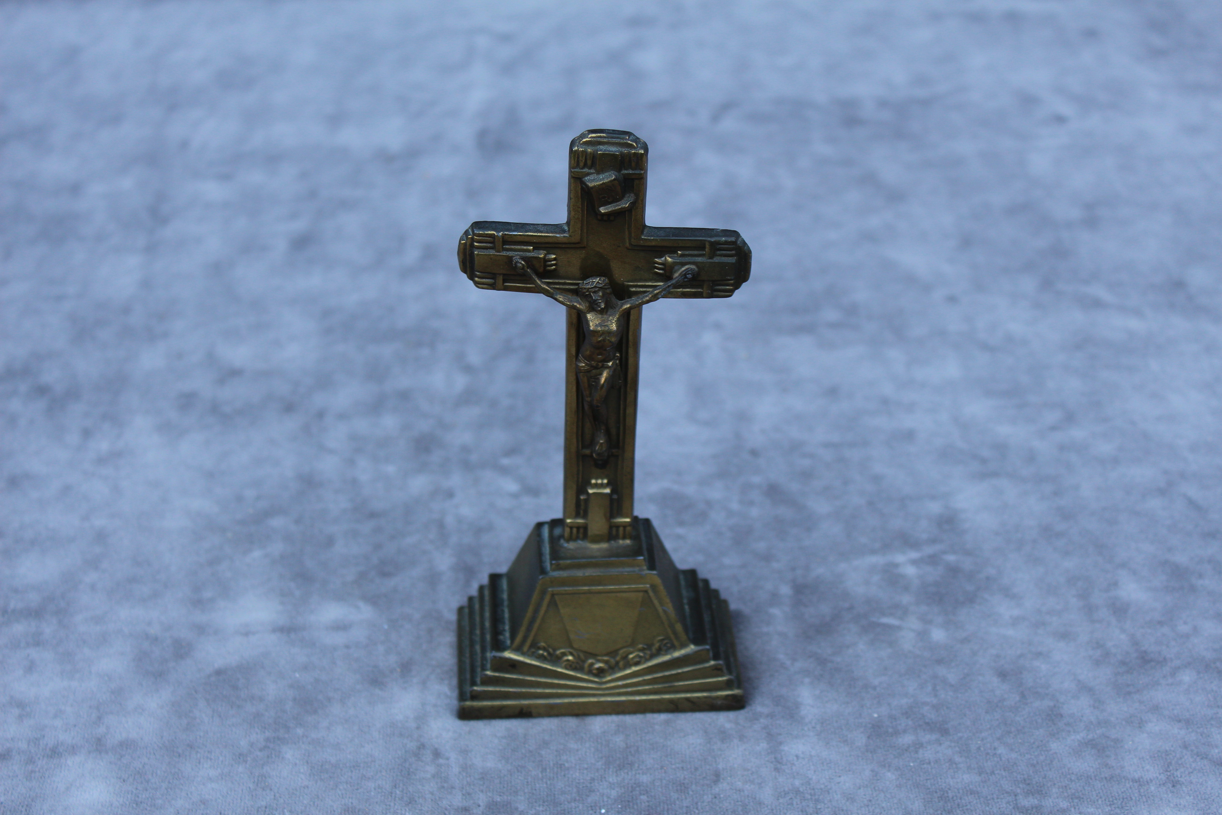 jesus cross wood